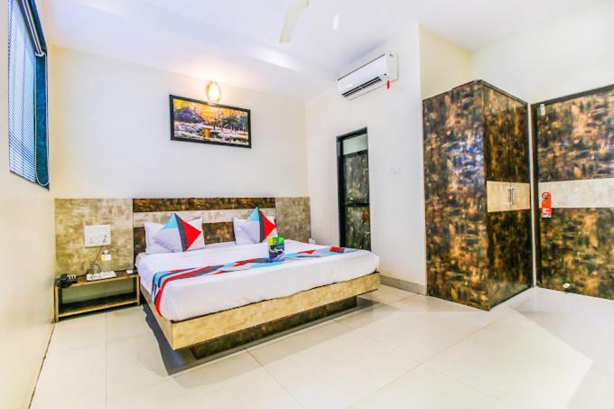 Hotel Embassy Grand Near Us Embassy Bkc Βομβάη Εξωτερικό φωτογραφία