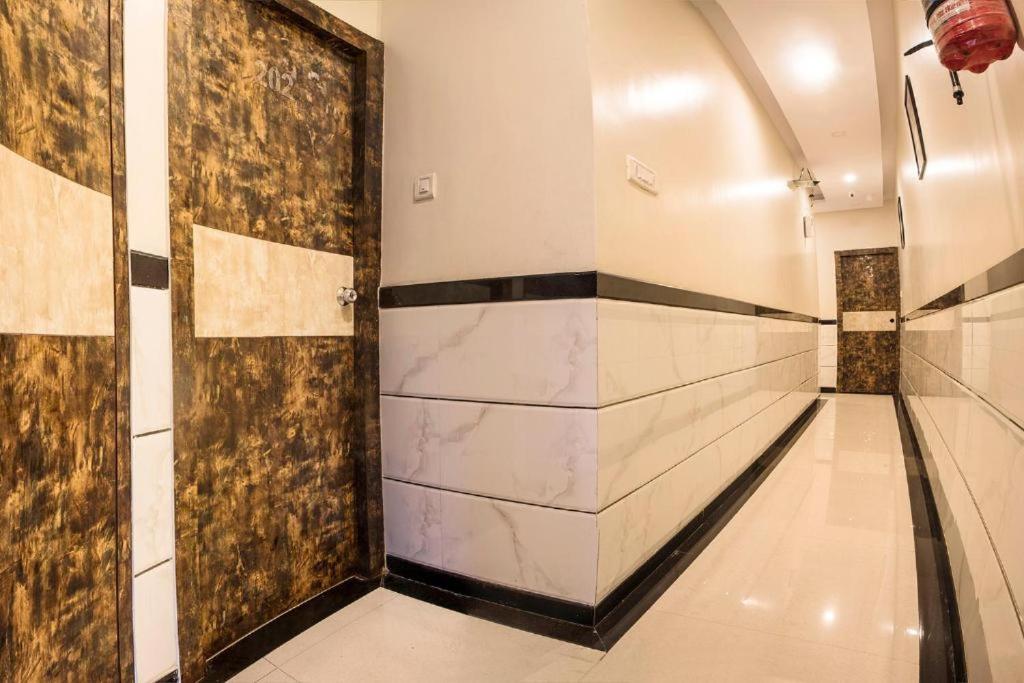 Hotel Embassy Grand Near Us Embassy Bkc Βομβάη Εξωτερικό φωτογραφία